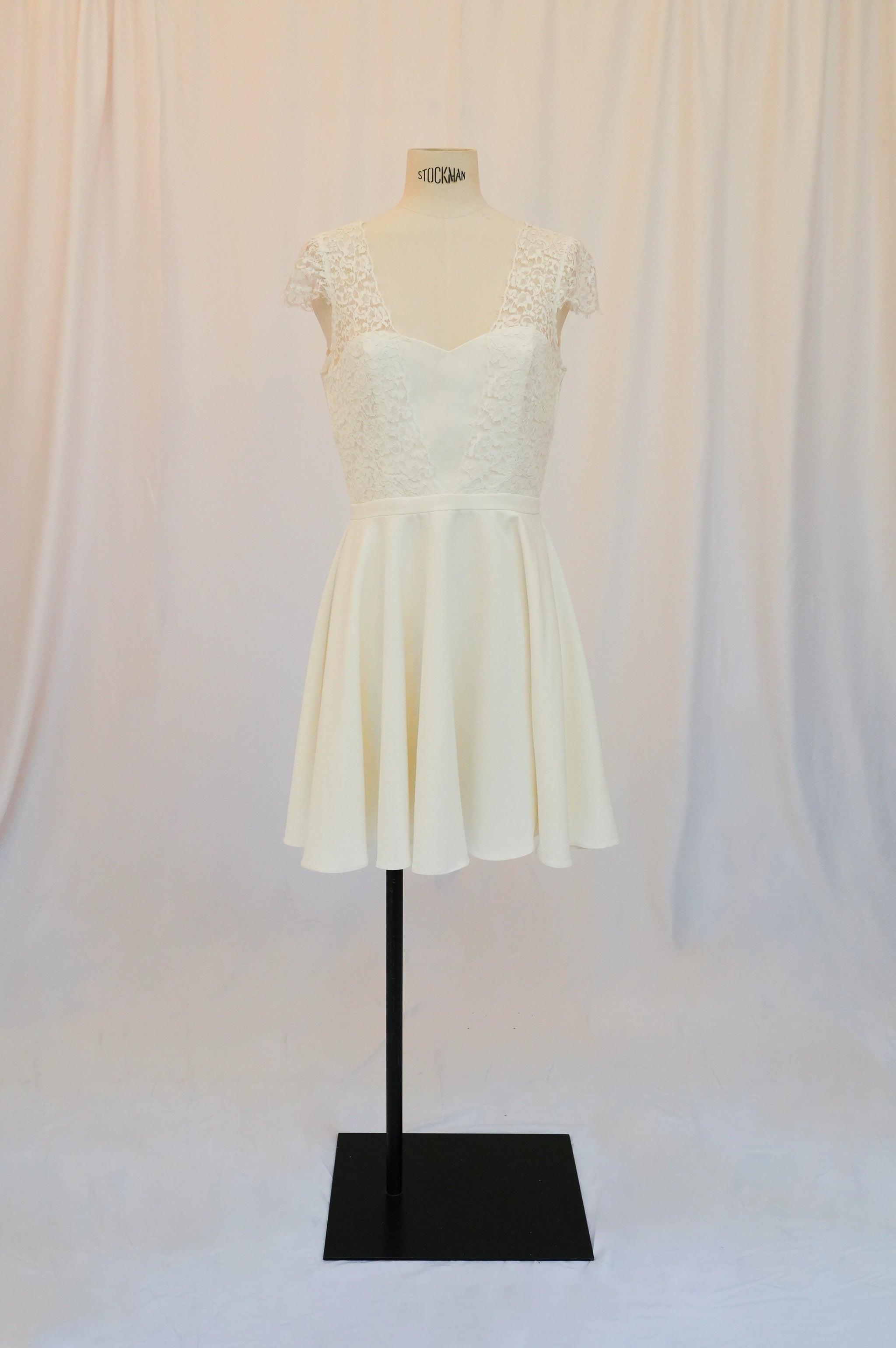 robe audacieuse nouvelle T38 n°776 - Vente Prototype
