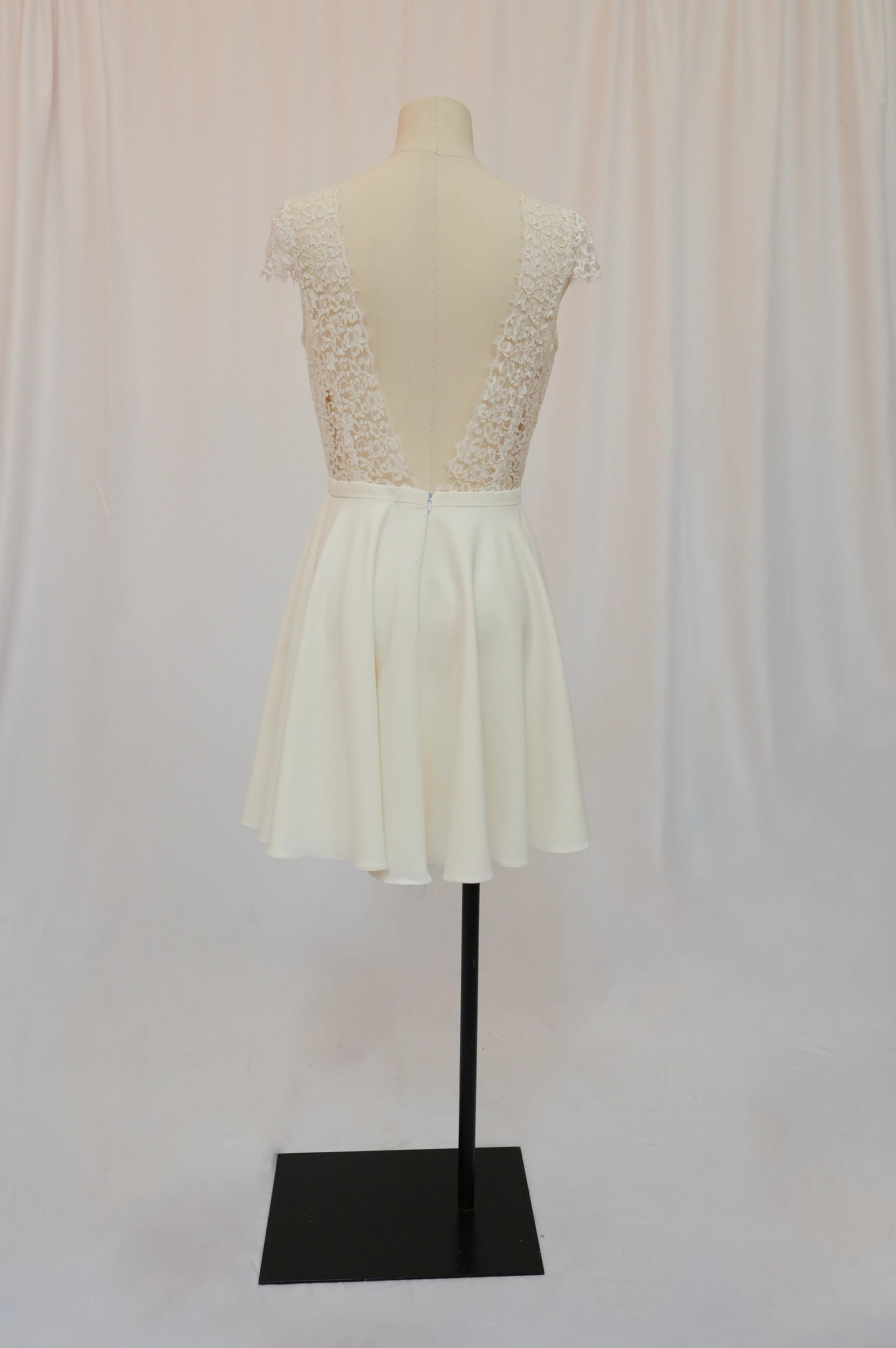 robe audacieuse nouvelle T38 n°776 - Vente Prototype