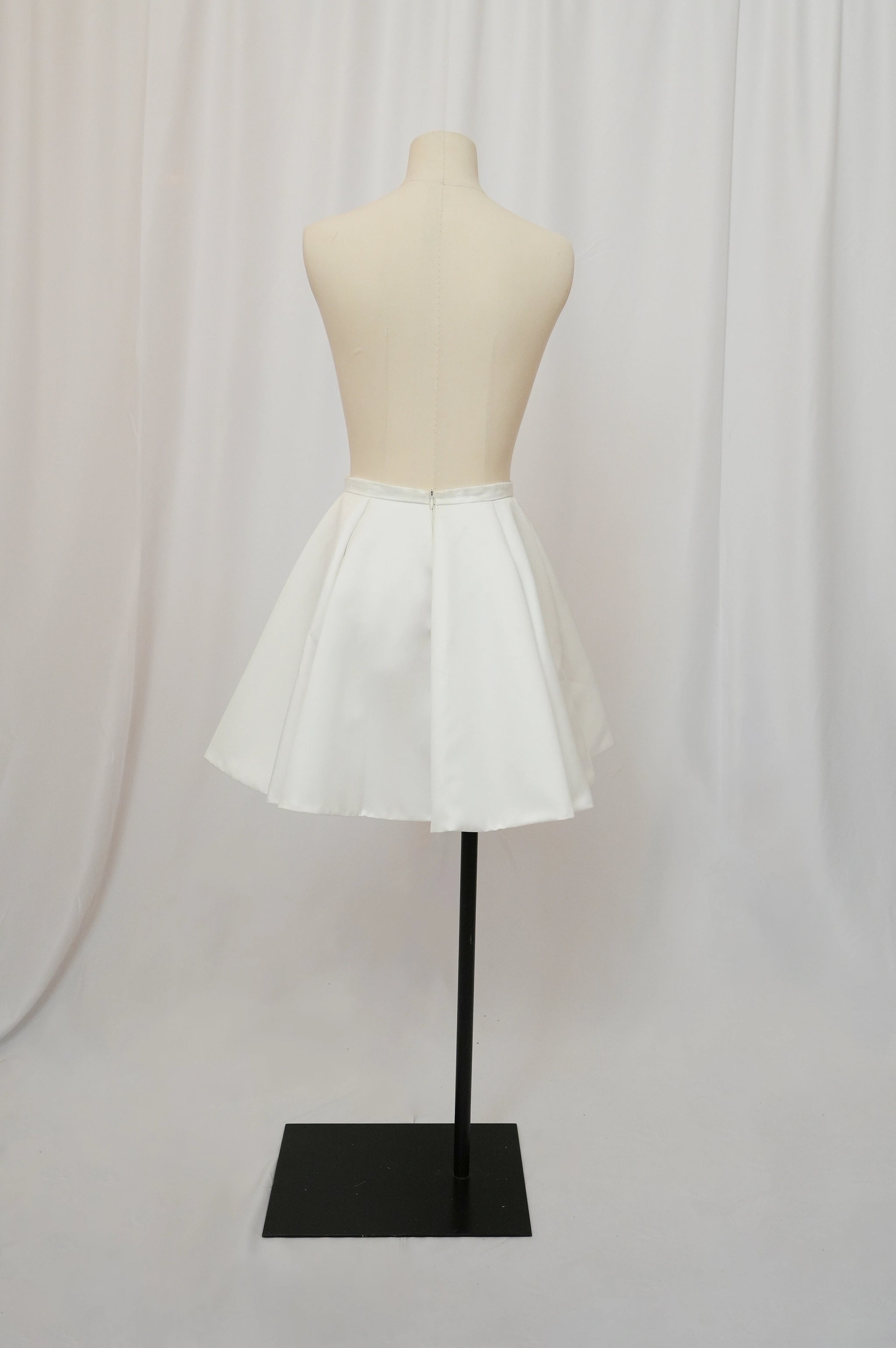 jupe à pan T34 n°799 - Vente Prototype