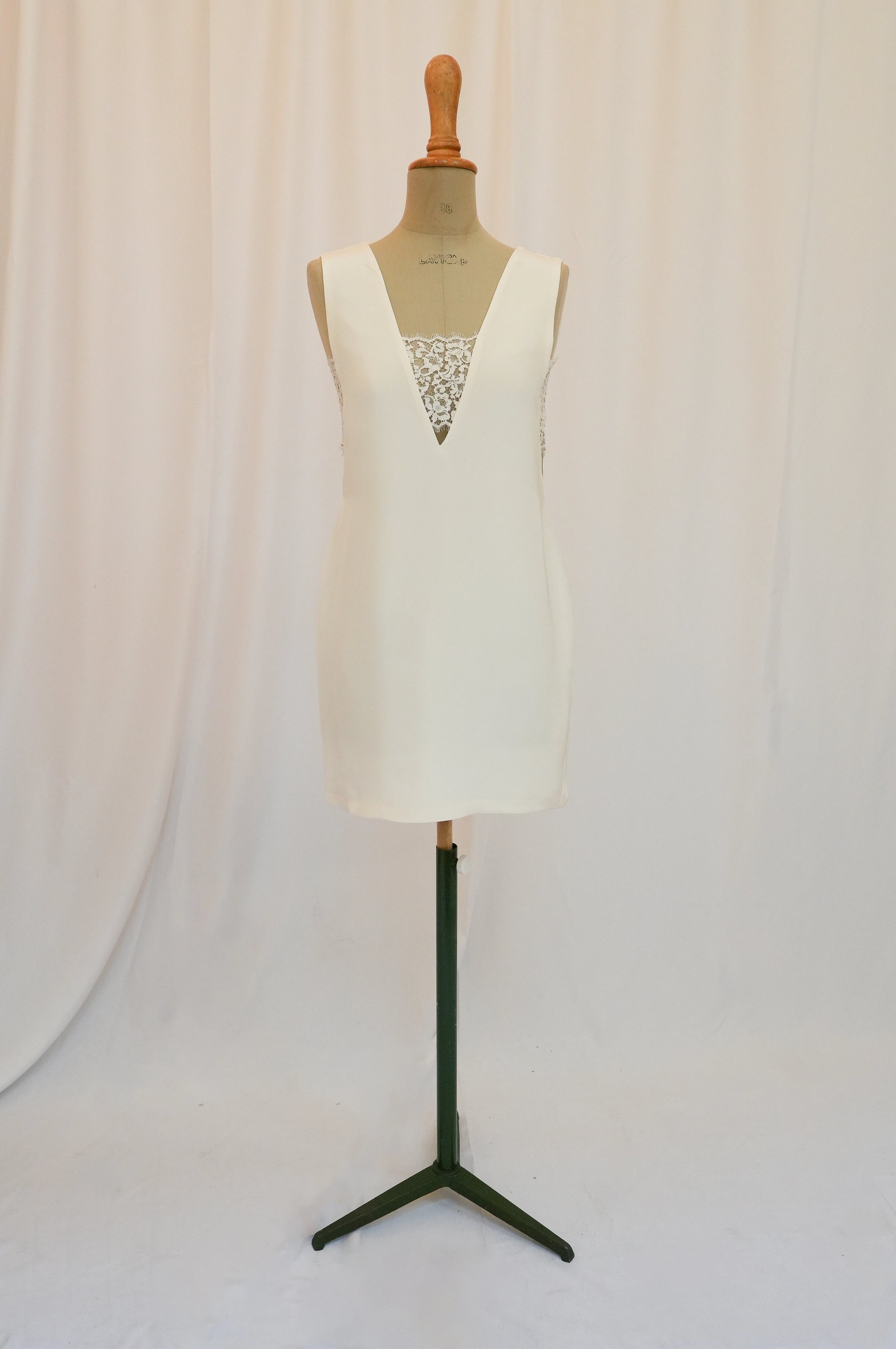 Robe Enjoleuse T36 n°802 - Vente Prototype