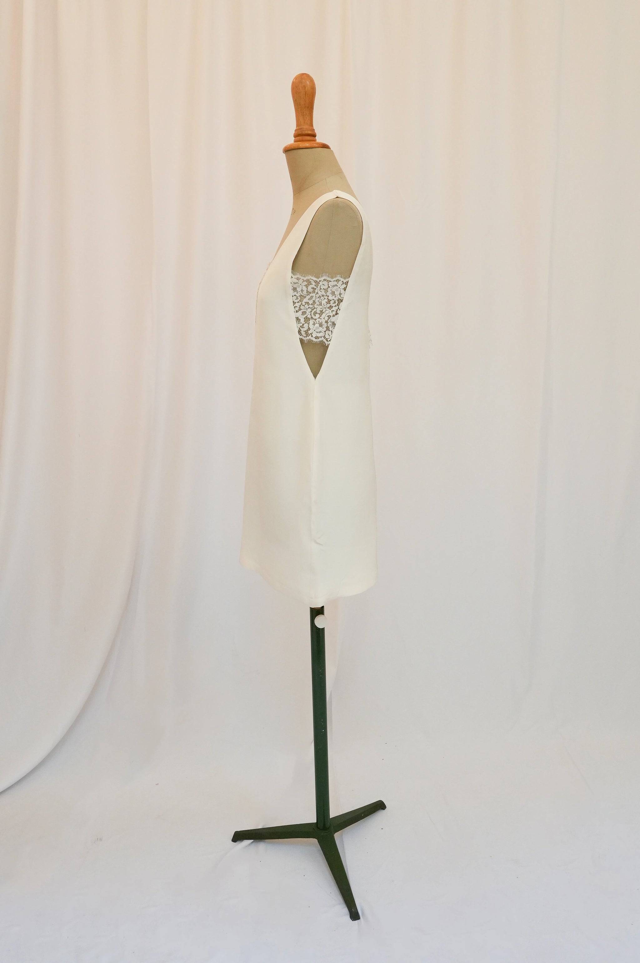 Robe Enjoleuse T36 n°802 - Vente Prototype