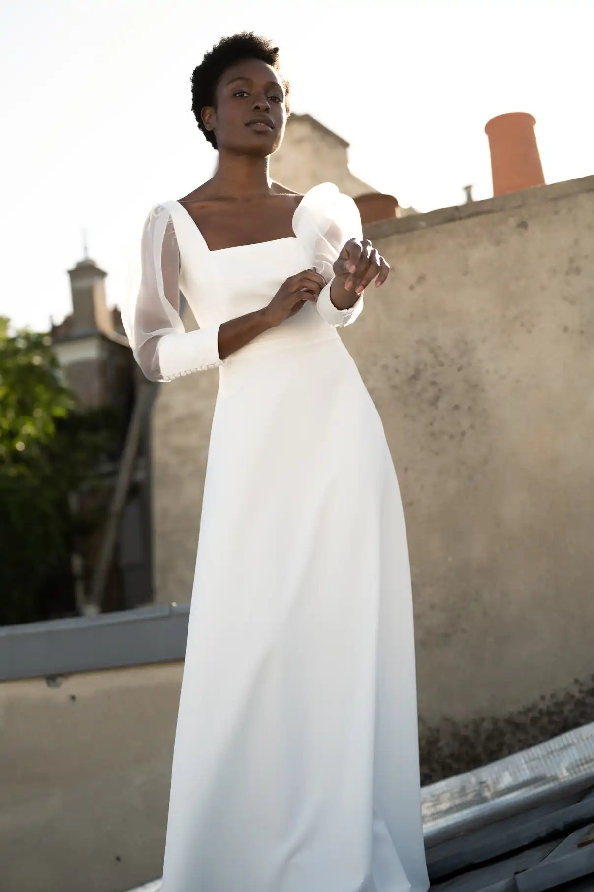 La Mystérieuse avec manches