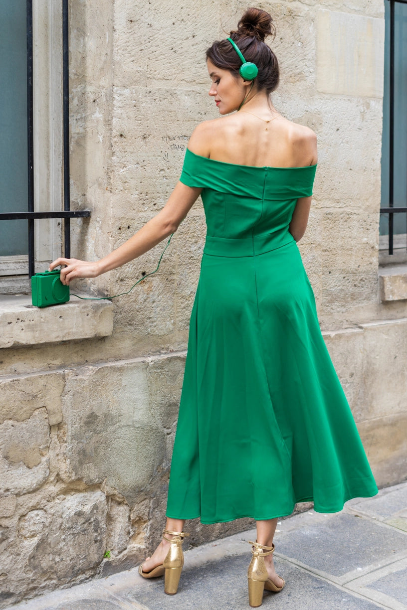 Robe verte temoin mariage 2025