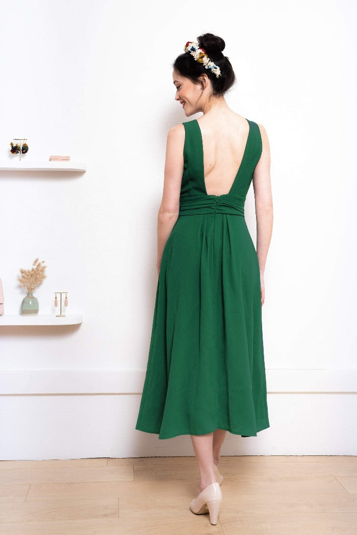 La Pétillante Midi Vert-L'AMUSÉE-col V,dentelle,dos nu,polyester,robe,robe d'été,robe mi-cuisses